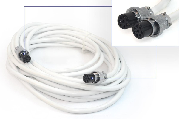 Дизельный генератор ТСС SDG 5000EHA с АВР в кожухе  фото